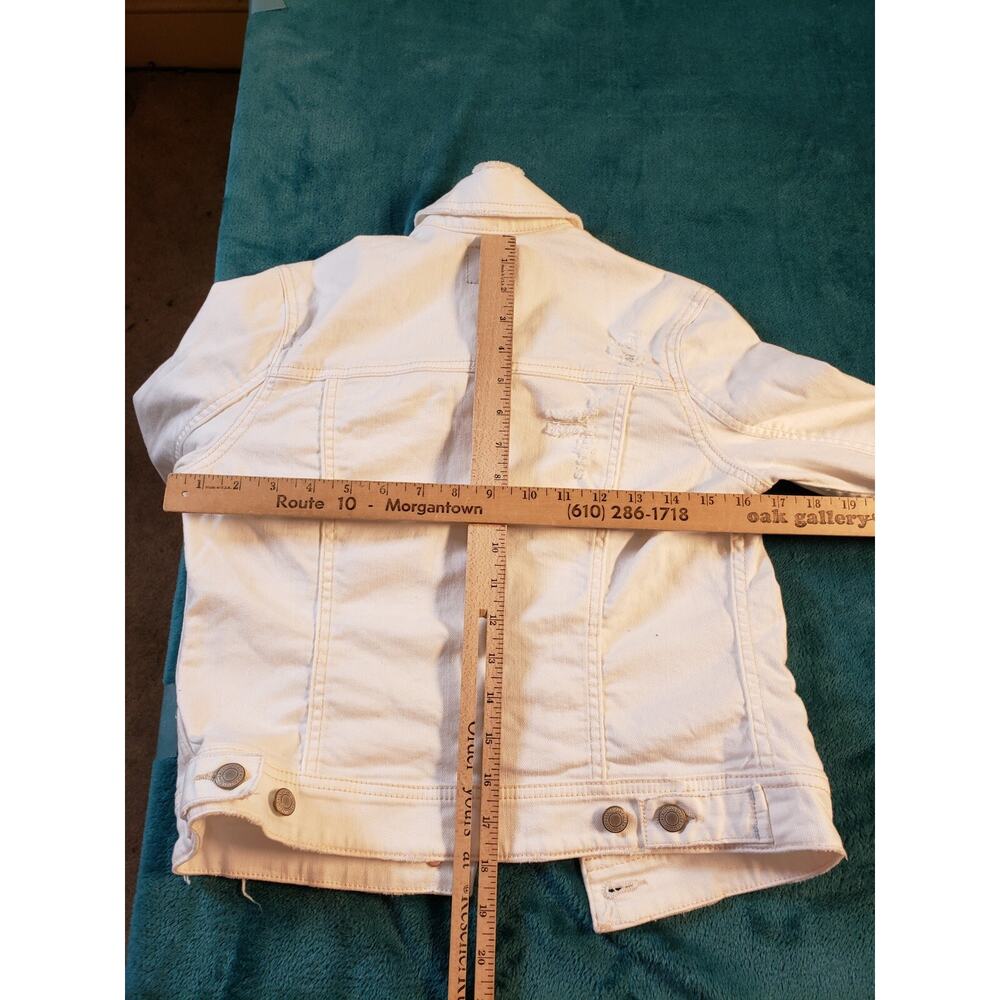 American Eagle Jacket Size Extra Small Womens White Denim Jean Distressed - Picture 6 of 8